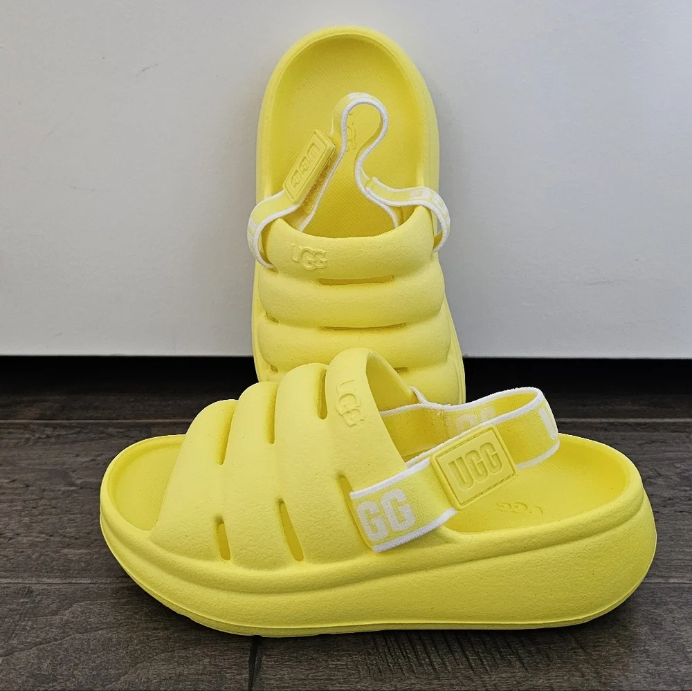 New UGG Kids Sport Yeah Slide with Velcro Strap Closure NWOB Sz 10T
